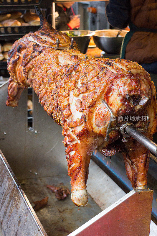 伦敦博罗市场的烤肉烤肉