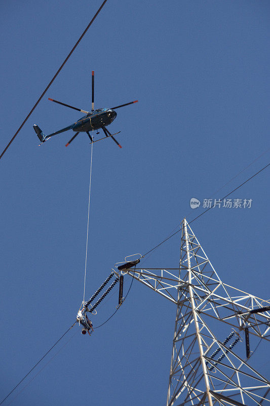 高压电线维修，直升机支援