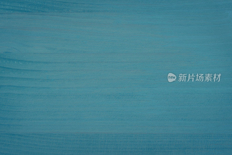 蓝色的木板。