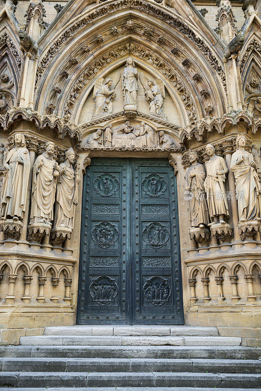 法国梅茨圣塞戈莱纳教堂的门