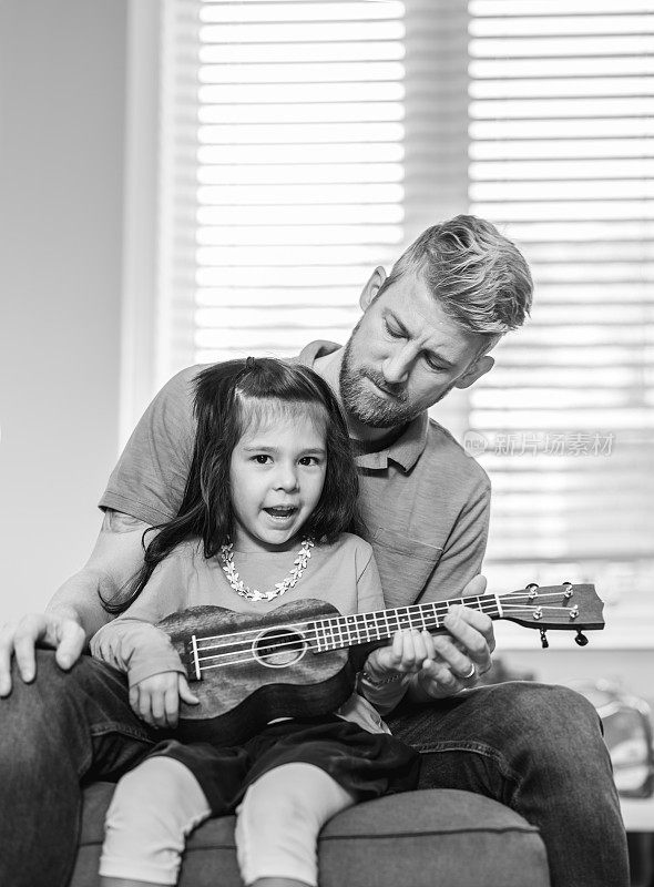 和爸爸玩的时间