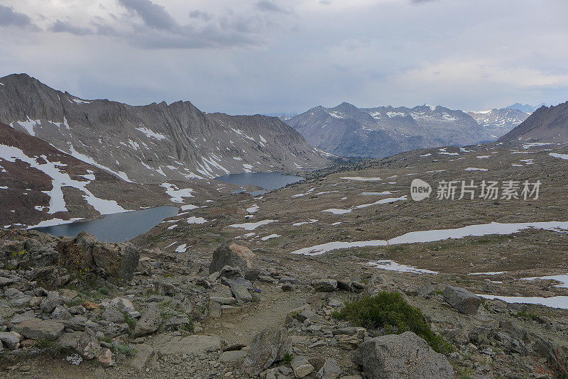 马乔里湖和平肖山口，约翰缪尔小径