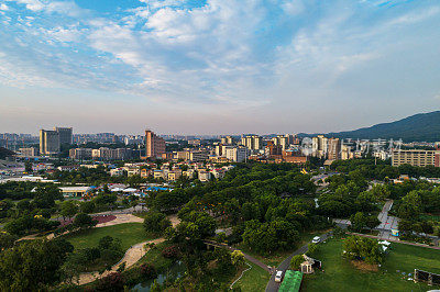 南京，中国江苏省，城市景观的高层视图