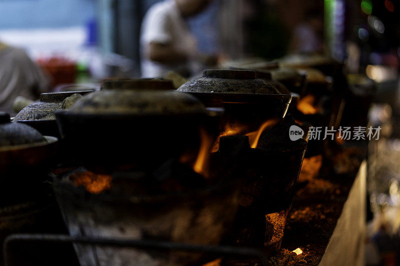 马来西亚小贩文化，煲鸡饭