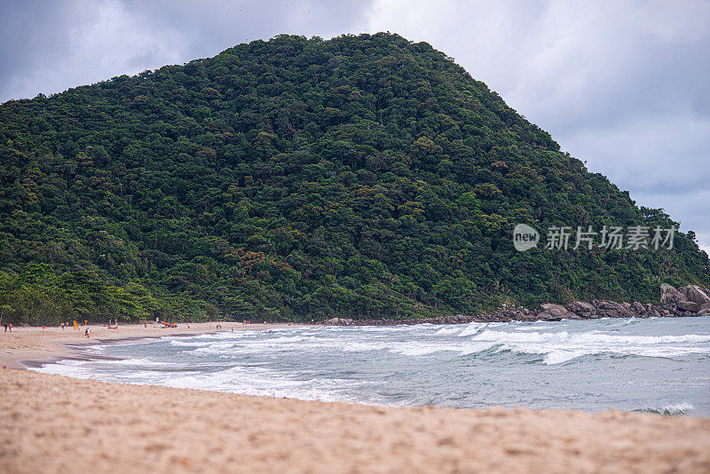 白沙滩-瓜鲁哈，São保罗海岸。