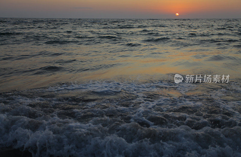 海上日落