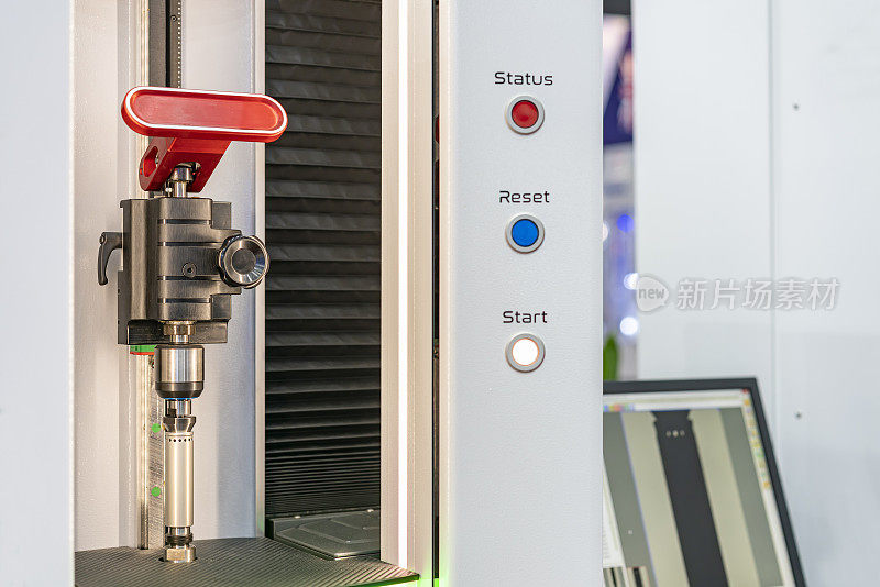 在高技术精密光学测量机上对圆柱形金属工件进行多种外表面检测、尺寸、外观、形状、轮廓等。