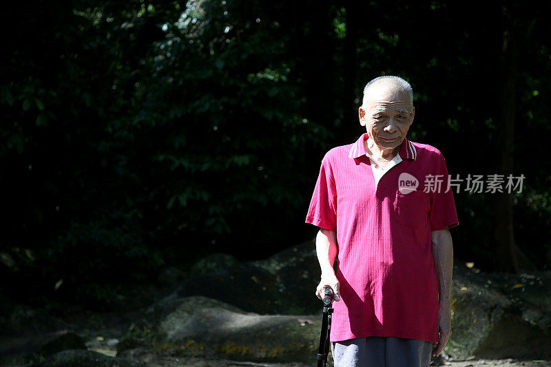 亚洲老年男性生活方式