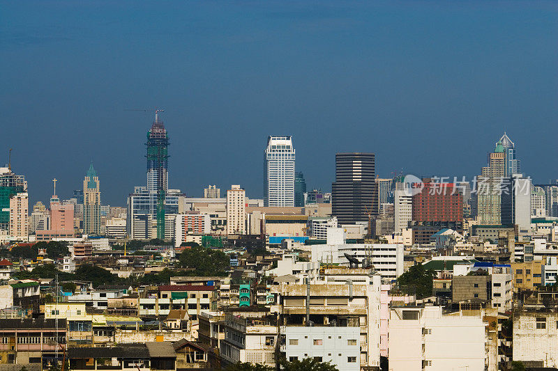 曼谷住宅和摩天大楼