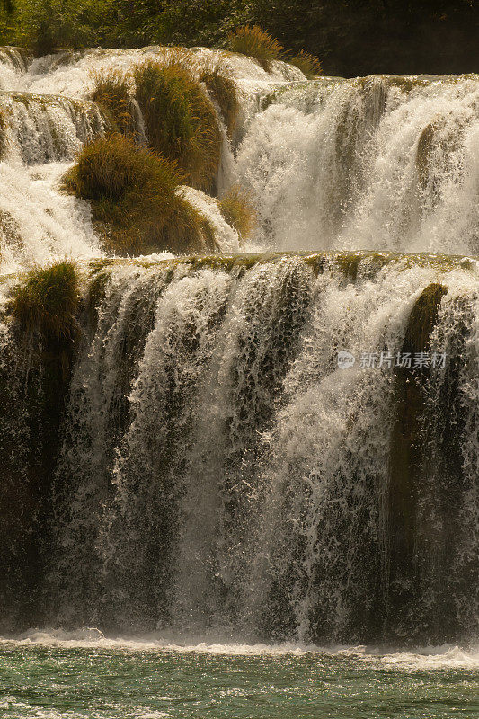 克尔卡国家公园的瀑布