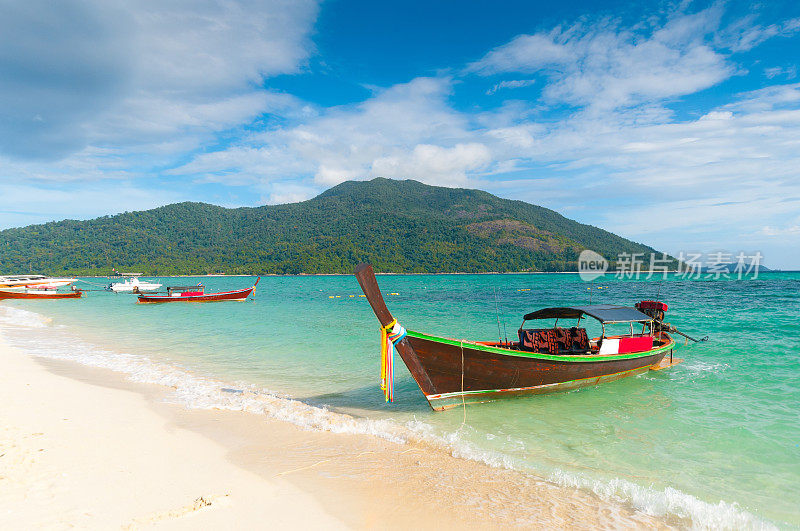 泰国南部海滩的全景