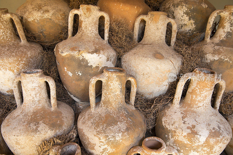 博德鲁姆城堡的古陶器酒双耳罐遗址