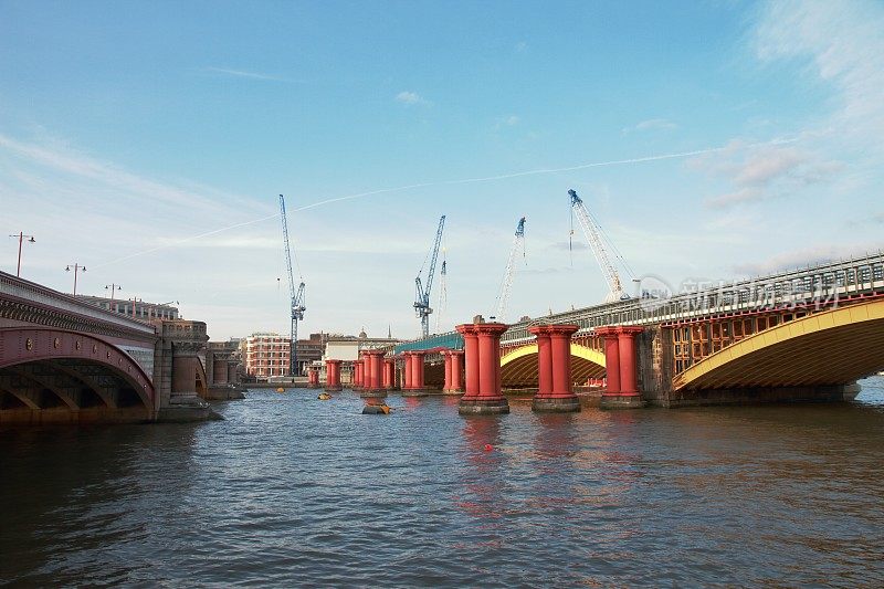 黑衣修士铁路桥-伦敦-英国