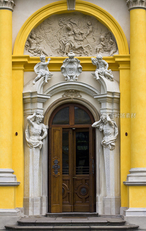 华沙维拉诺宫巴洛克式大门