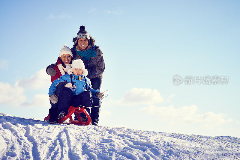 家庭平底雪橇滑雪