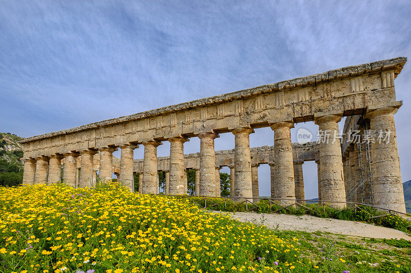 塞格斯塔，多利安神庙建于公元前5世纪(意大利西西里岛)