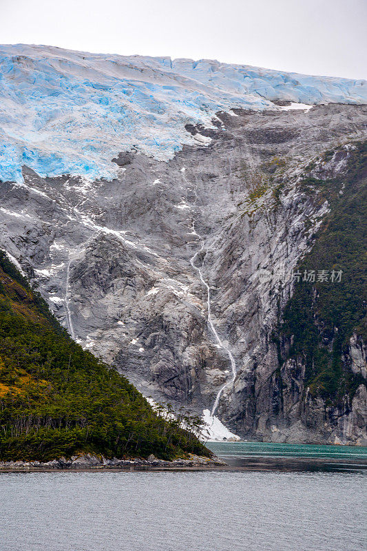南美洲智利比格尔海峡上的罗曼什冰川
