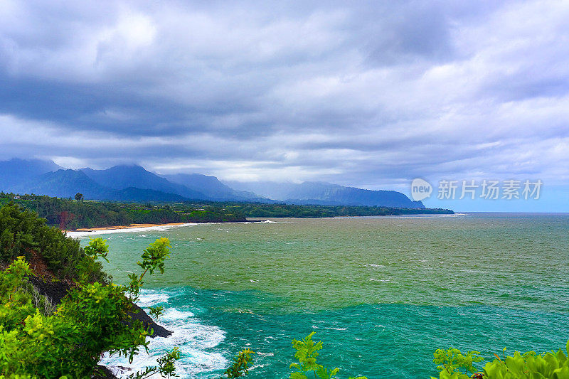 夏威夷考艾岛的哈纳雷海湾