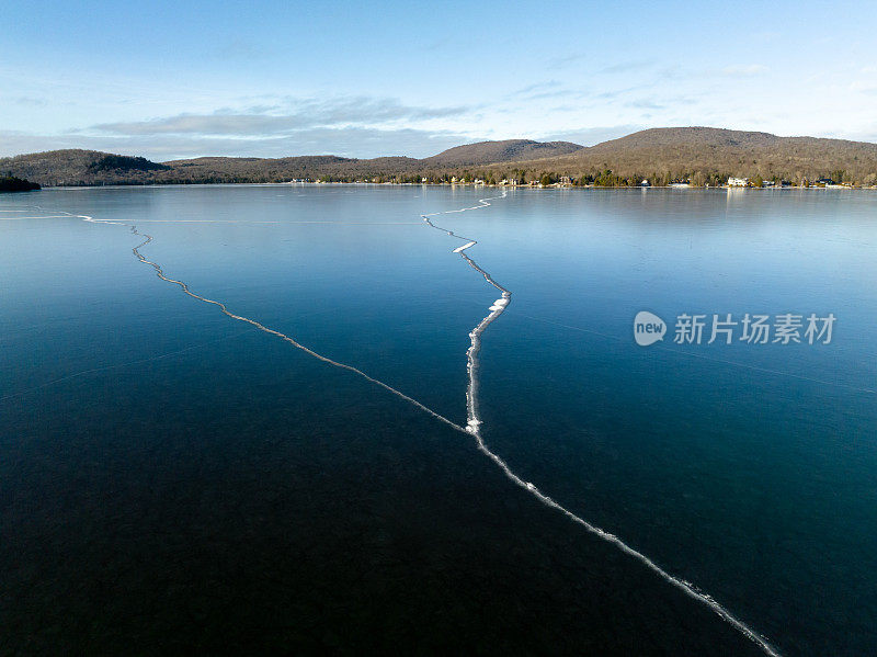 加拿大魁北克冬季圣约瑟夫湖的鸟瞰图