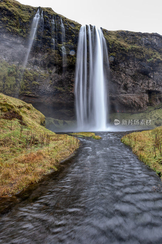 冰岛瀑布SELJALANDSFOSS