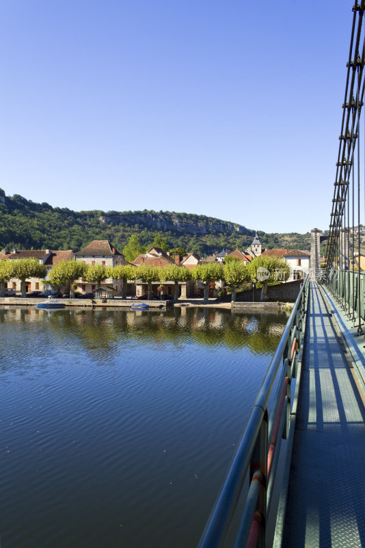 卡雅克和河在Lot山谷，Quercy，法国欧洲
