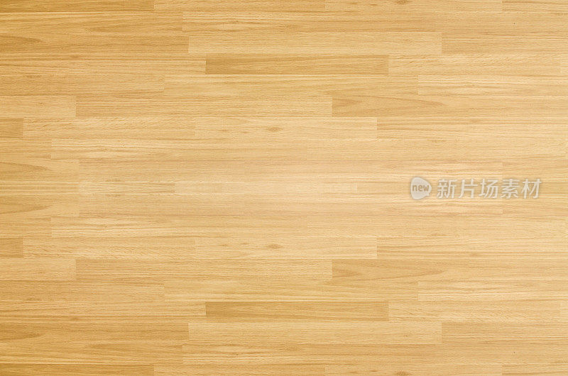 从上面看，硬木枫木篮球场地板