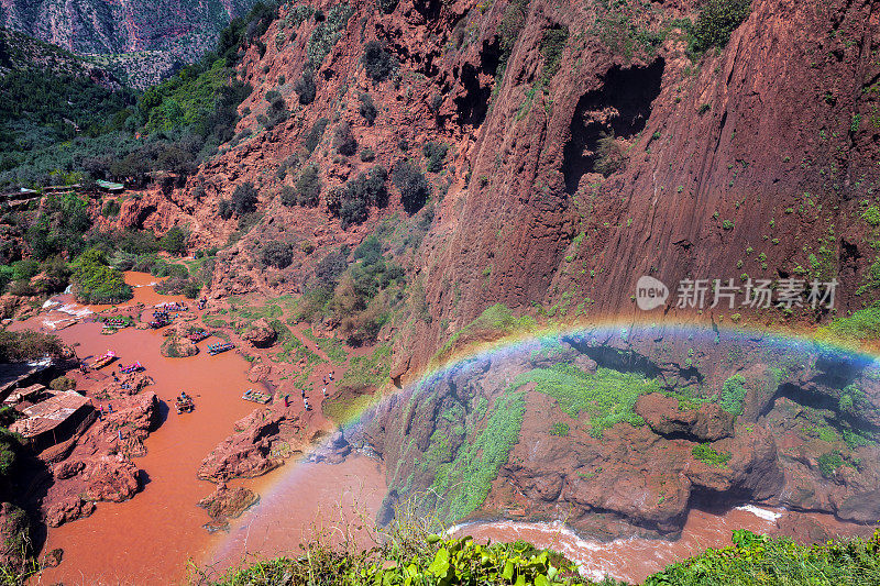 彩虹和旅游船，摩洛哥