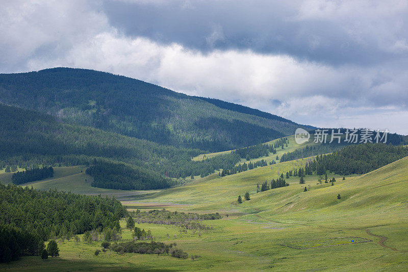 蒙古:Khangai山