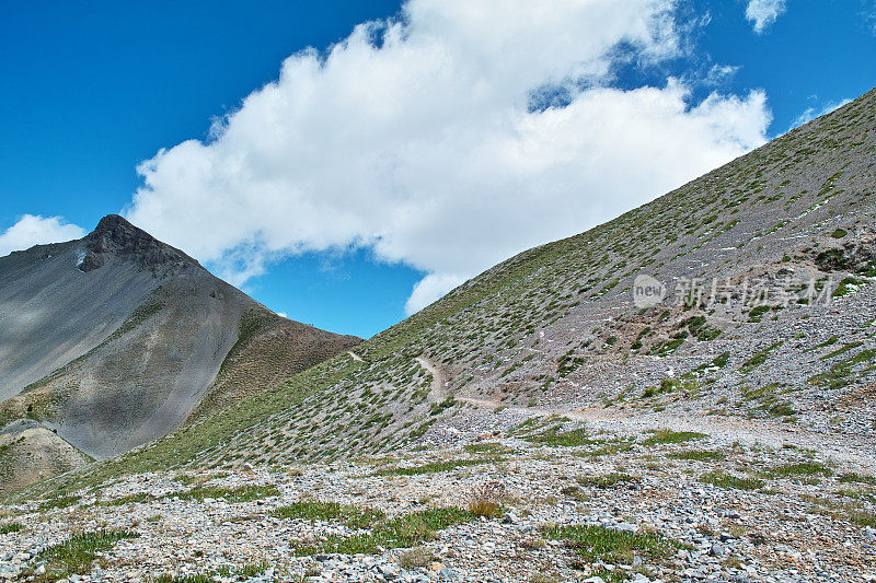 法国格拉斯阿尔卑斯山的高山景观