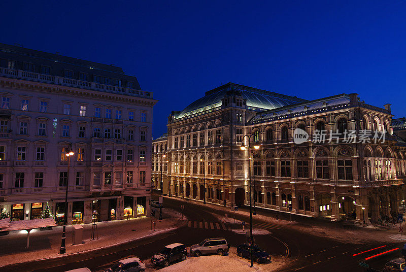 晚上的维也纳歌剧