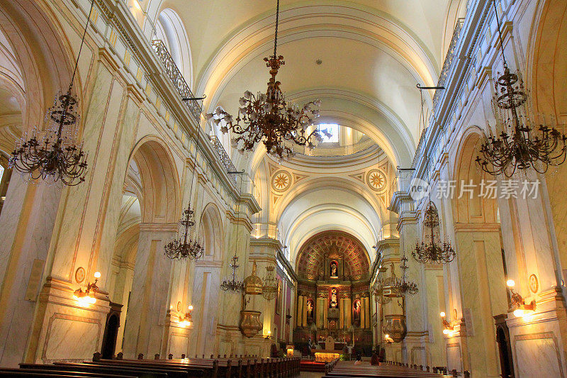 乌拉圭蒙得维的亚大教堂内部