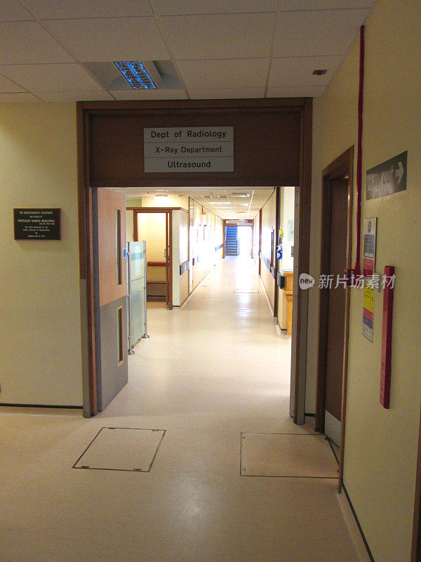NHS医院走廊图像，x光部，放射科，超声波