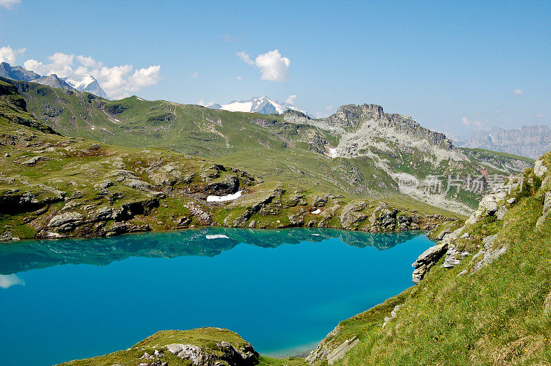 瑞士阿尔卑斯山-湖