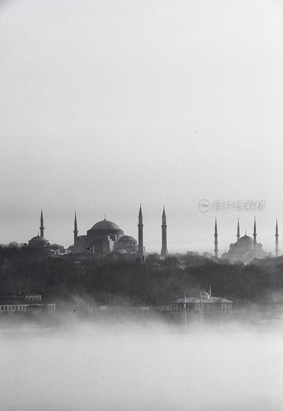 伊斯坦布尔的雾景