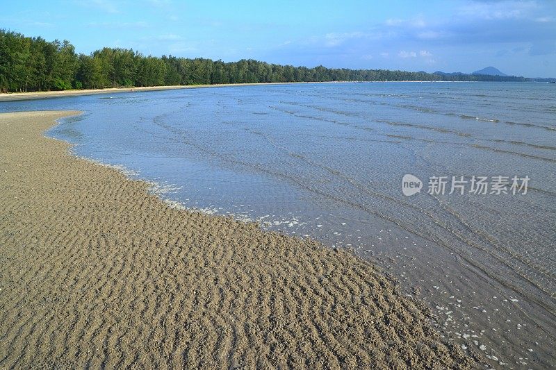 泰国董府的巴孟海滩