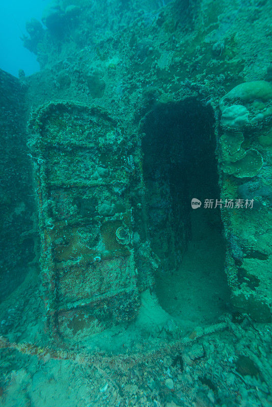 沉船潜水-帕劳，密克罗尼西亚