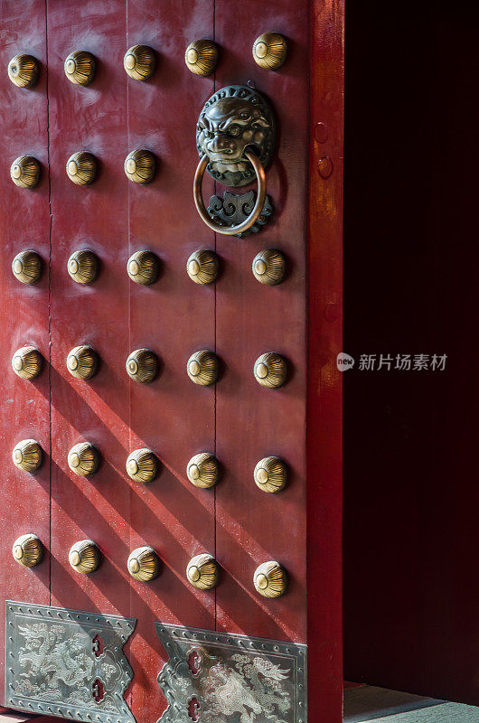 中国传统的门。