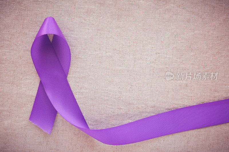 紫丝带，老年痴呆症，胰腺癌，癫痫意识，纤维肌痛意识