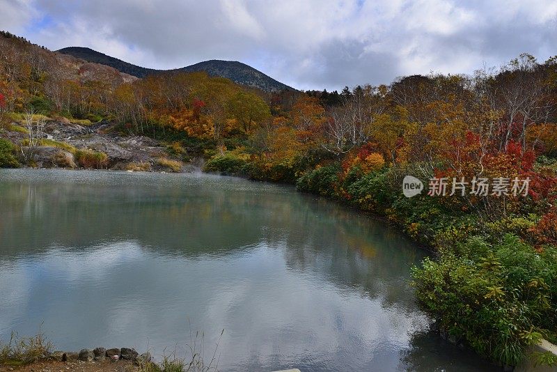 日本东北部的秋天:地狱沼泽，青森