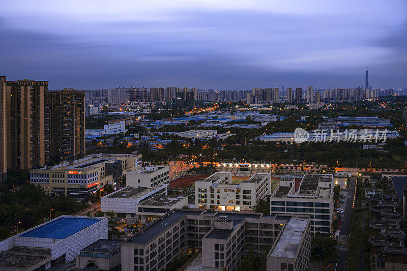 黄昏的城市