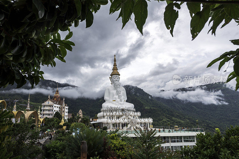 泰国碧差府考考区佛寺寺山考