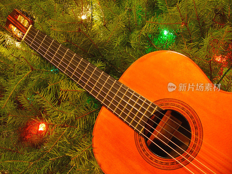 吉他在圣诞节