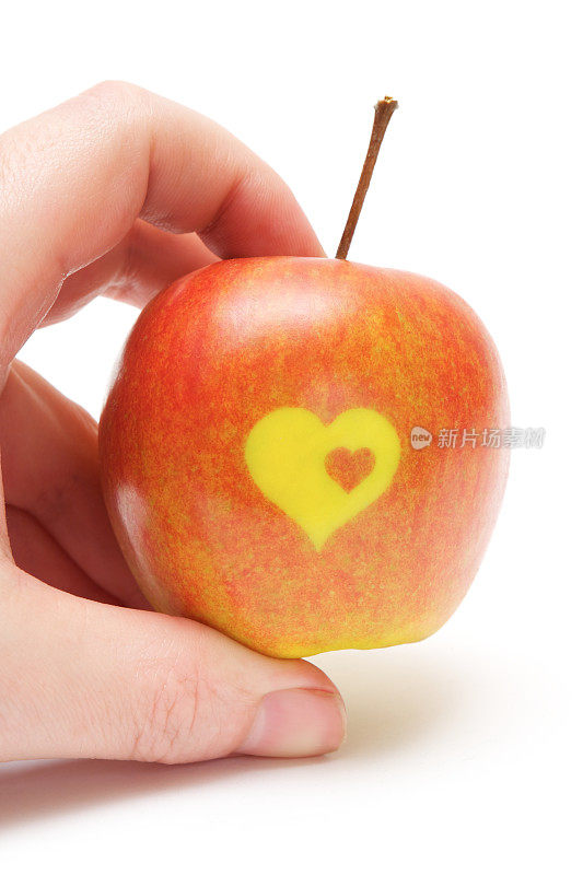 拿着爱的苹果