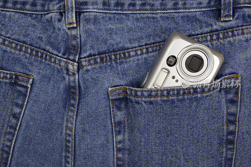 相机在口袋里