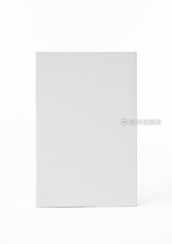 白色背景上的白色空白矩形框的孤立镜头