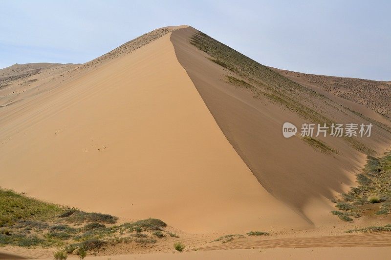 中国内蒙古巴丹吉林沙漠沙丘