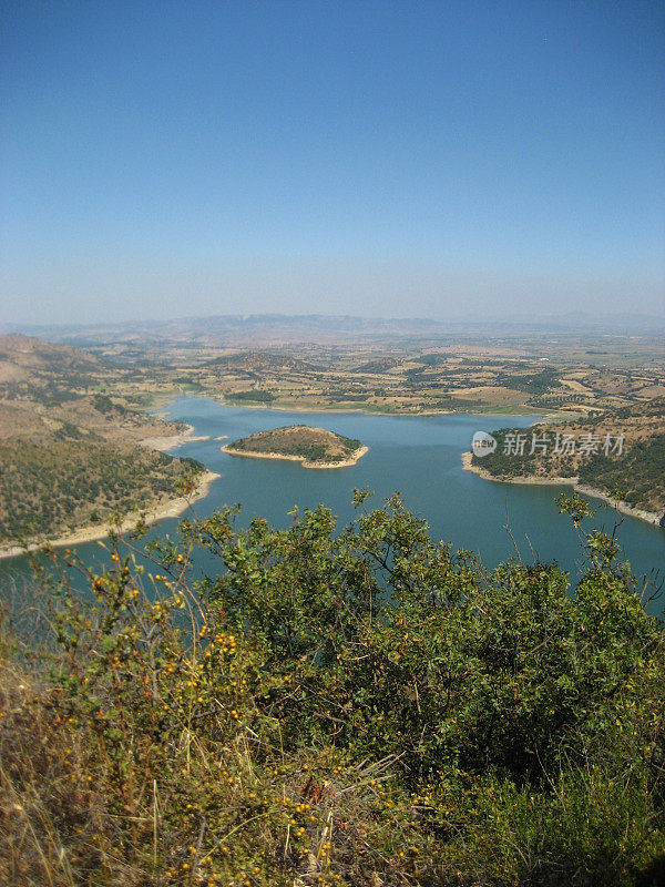 帕加马(Bergama)湖。Kestel大坝。