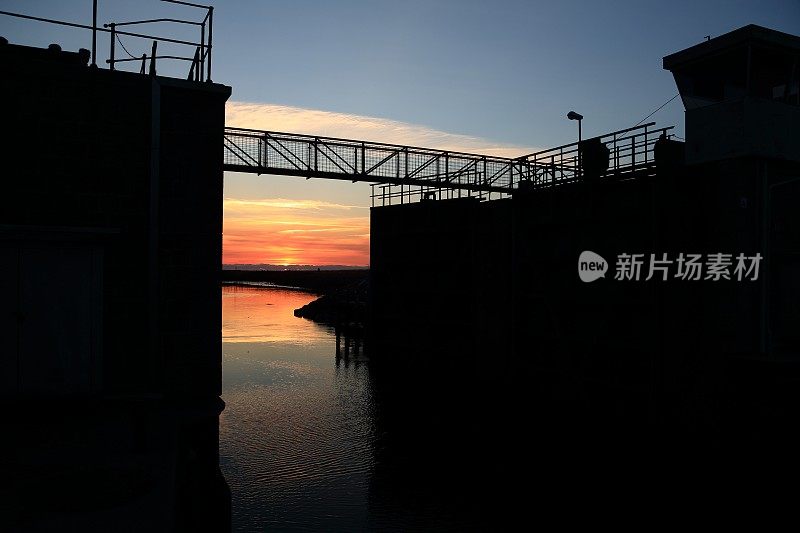 卡默斯鲁森瓦登海瓦德哈韦的日落