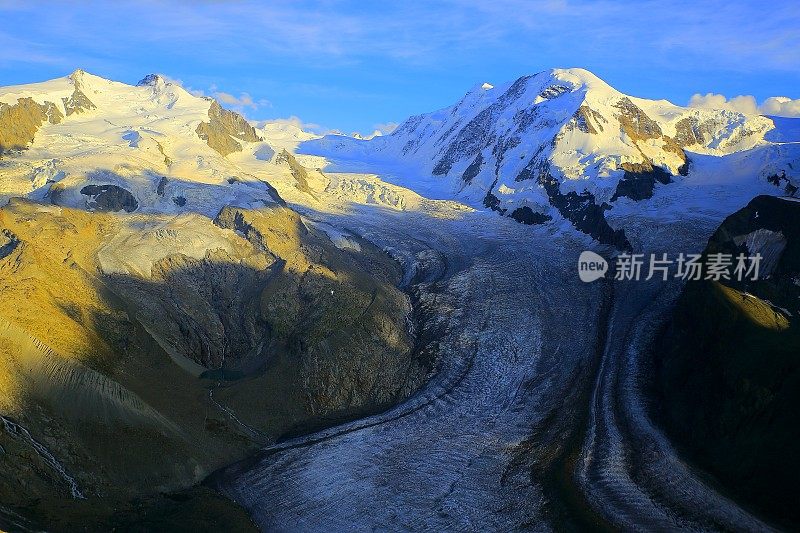 罗莎山地块，戈尔内冰川裂缝日落，瑞士阿尔卑斯山