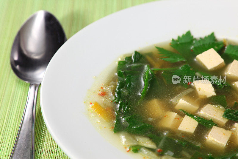 豆腐-菠菜汤